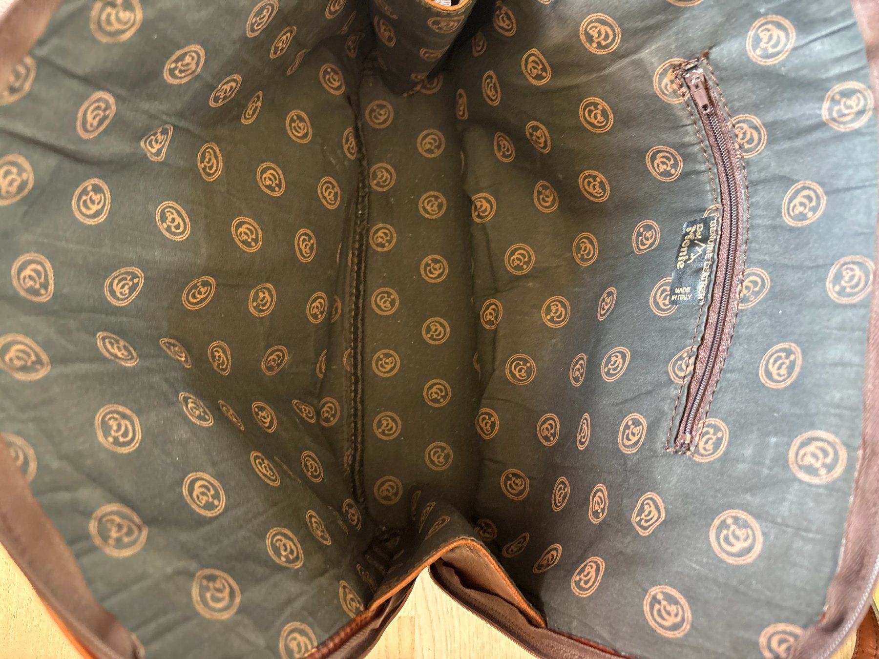 Borse da donna: Del Monte Ledertasche zum Umhängen – Usato da Elgg venduto da Jo_Naj 3