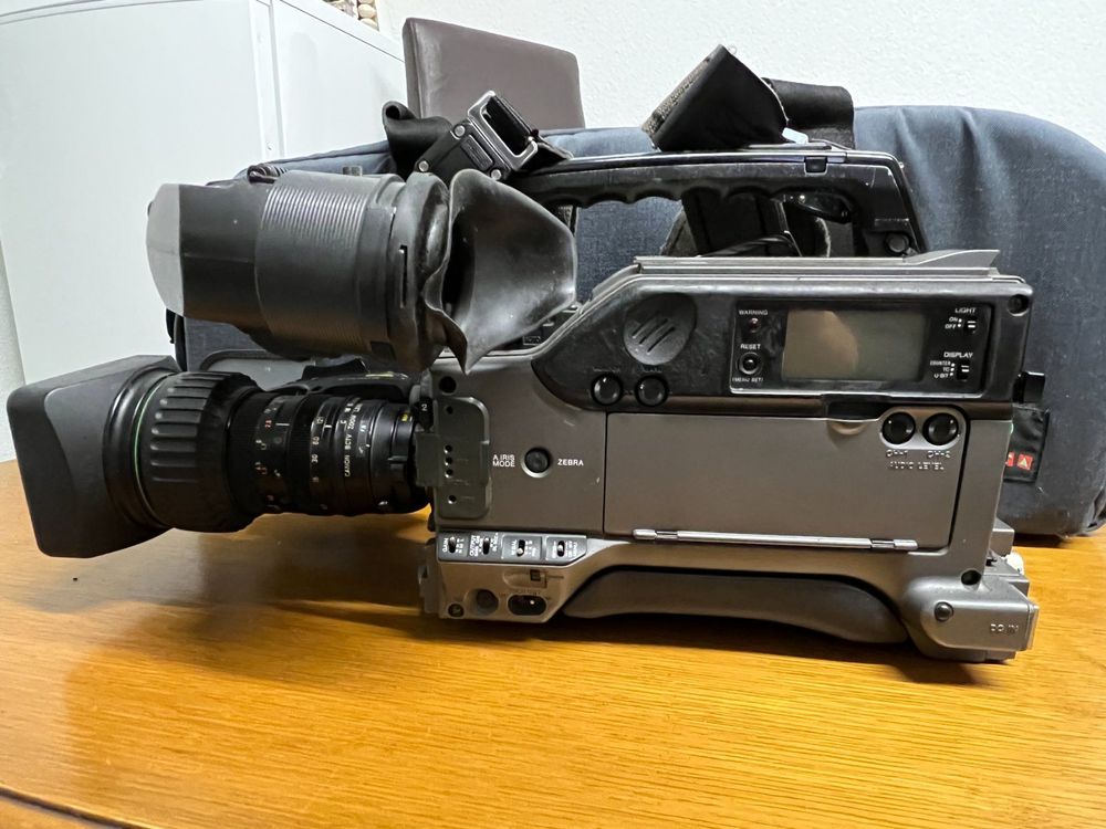 Sony DSR300P DVCAM mit Tasche Kaufen auf Ricardo