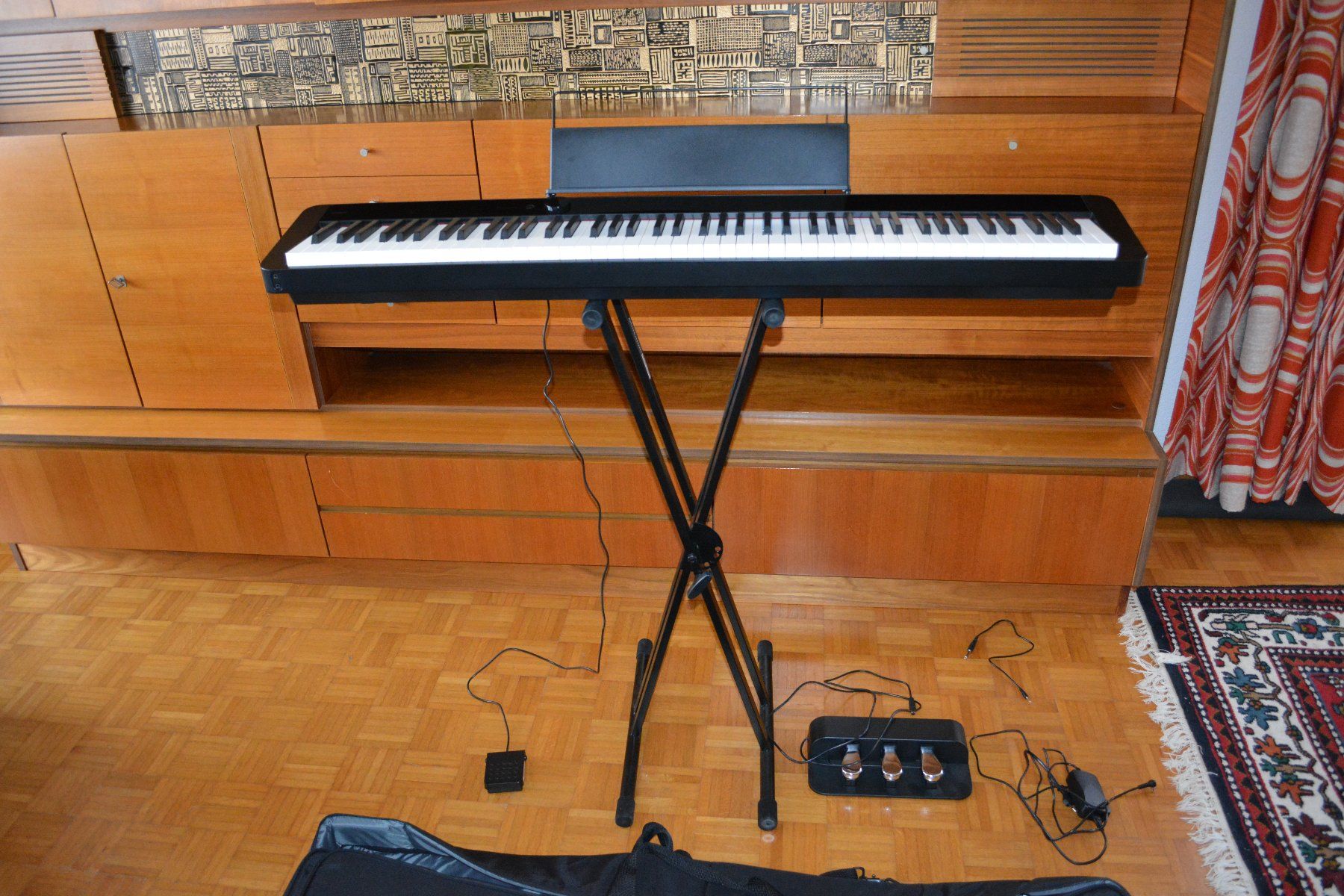 Casio Strumenti musicali: E-Piano Casio PX-S1100BK (Set) – Usato da Oberbuchsiten venduto da madeg65 2