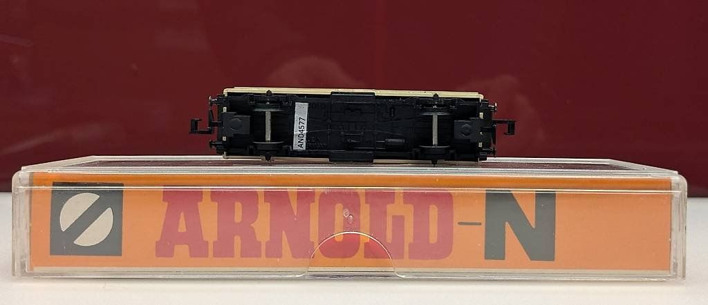 Arnold Modelleisenbahnen: Spur N Kühlwagen "Apollinaris" – Gebraucht aus Reinach BL von angus74 4