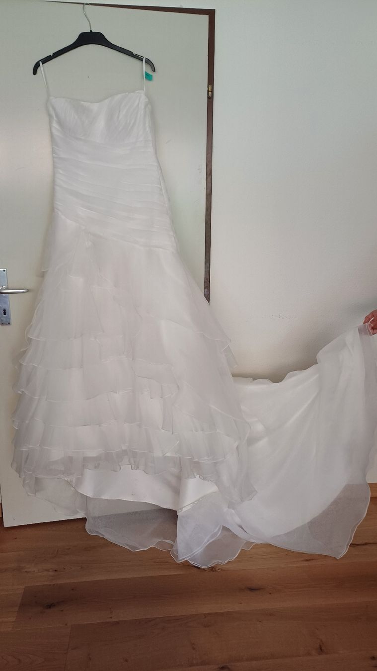 Kleider: Hochzeitskleid "Feenkleid A-Linie" – Neu (gemäss Beschreibung) aus Rheinfelden von danielfellner