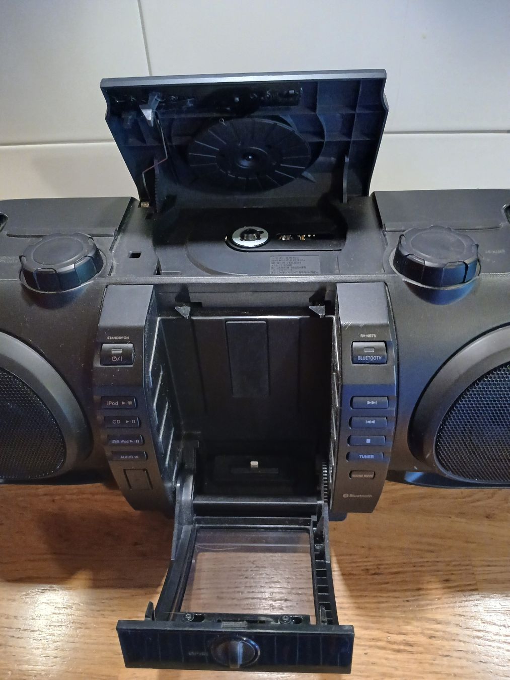 JVC Radio: Ghettoblaster JVC RV-NB75B – Usato da Reutigen venduto da CorinaAeschlimann 3