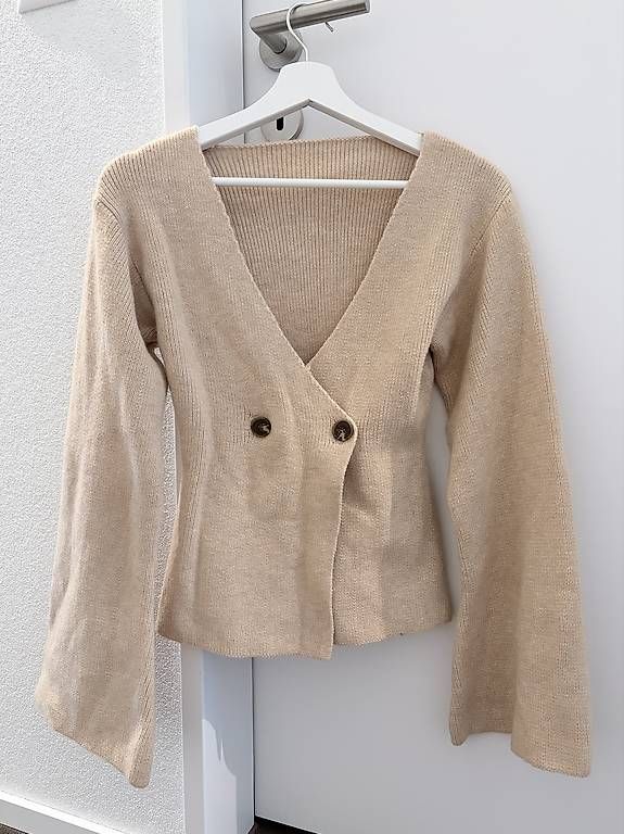 Giacche: Strickjacke  – Usato da Muri AG venduto da muffin013