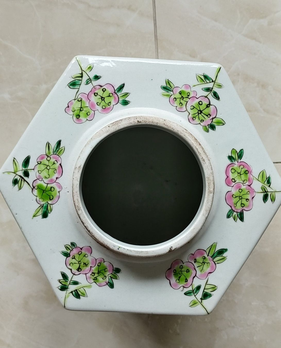 Vasen & Gefässe: Antik Chinesische Vase mit Blumen Motiv. – Gebraucht aus Schaffhausen von gbsh2013 1