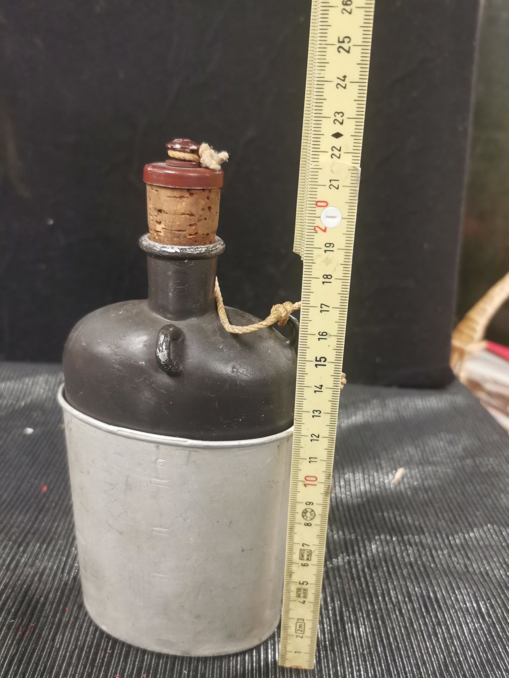 Borracce & Thermos: ANCIENNE GOURDE PROBABLEMENT MILITAIRE ? – Usato da Genève venduto da Leboucheoreilles 2