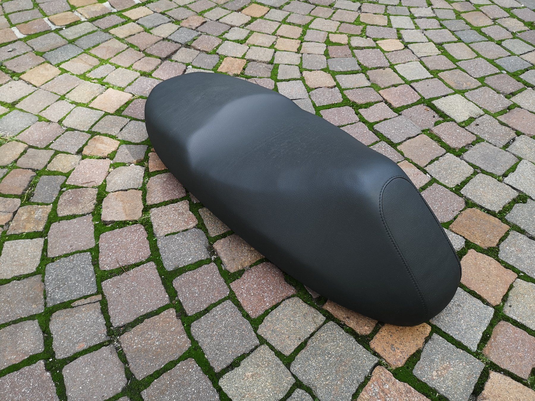 Sattel & Sattelzubehör: Sella Aprilia Leonardo – Neu (gemäss Beschreibung) aus Losone von NSX 2