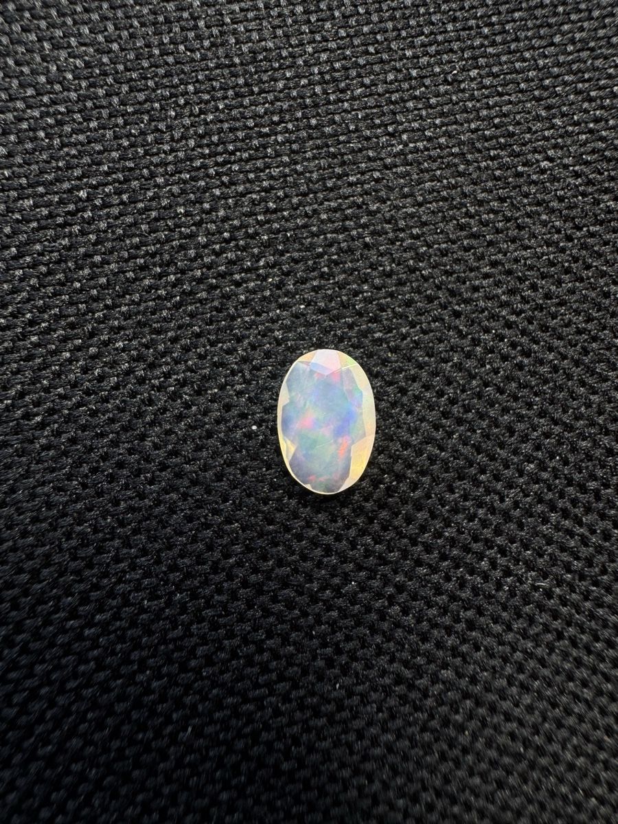 Pietre preziose: Äthiopischer Opal 0.95 – Nuovo e nell'imballaggio originale da Wängi venduto da Horus90 1