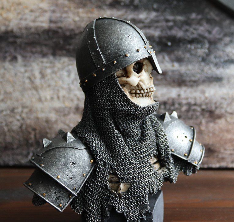 Figuren: Into the Knight Büste – Neu und originalverpackt aus Menziken von mrpaedu 3