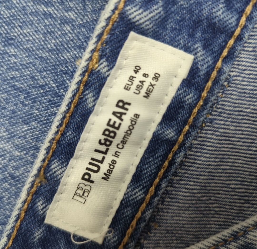 Pull&Bear Jeans: Pull&Bear Jean large jambe, Taille 40, État impeccable! – Nuovo (secondo la descrizione) da Le Locle venduto da Threads_CH 1