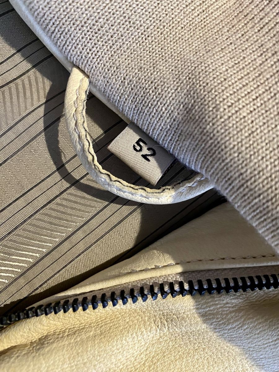 Cappotti: Lederjacke aus feinstem Leder, Gr. 52, passend zu Oldtimer – Usato da Murten venduto da Defender10 2