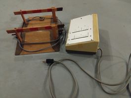 Schranke mit LGB Gleis und Strom Einspeisung von Altem Trafo