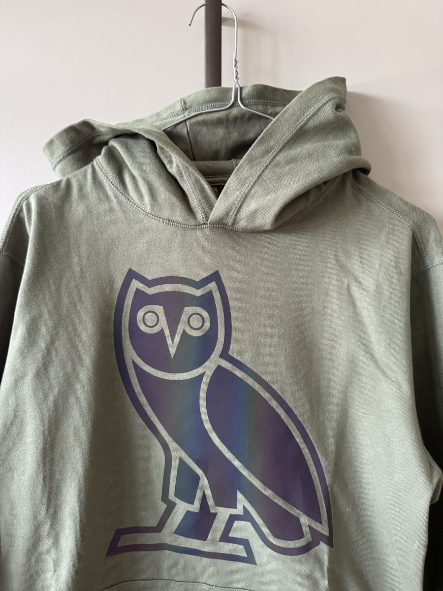 October's Very Own Pulls & Sweat-shirts: Sweat OVO – Neuf (Voir description) à Châtel-St-Denis par Lou_Hock 1