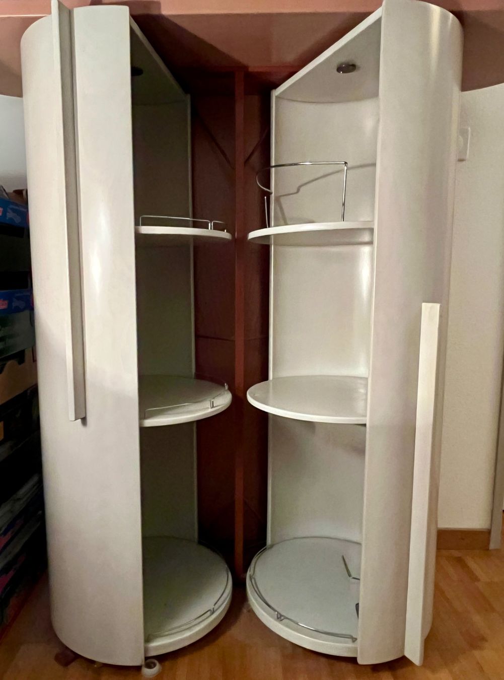 Armadi: Exklusiver Barschrank! – Usato da Zürich venduto da Dmbz 1