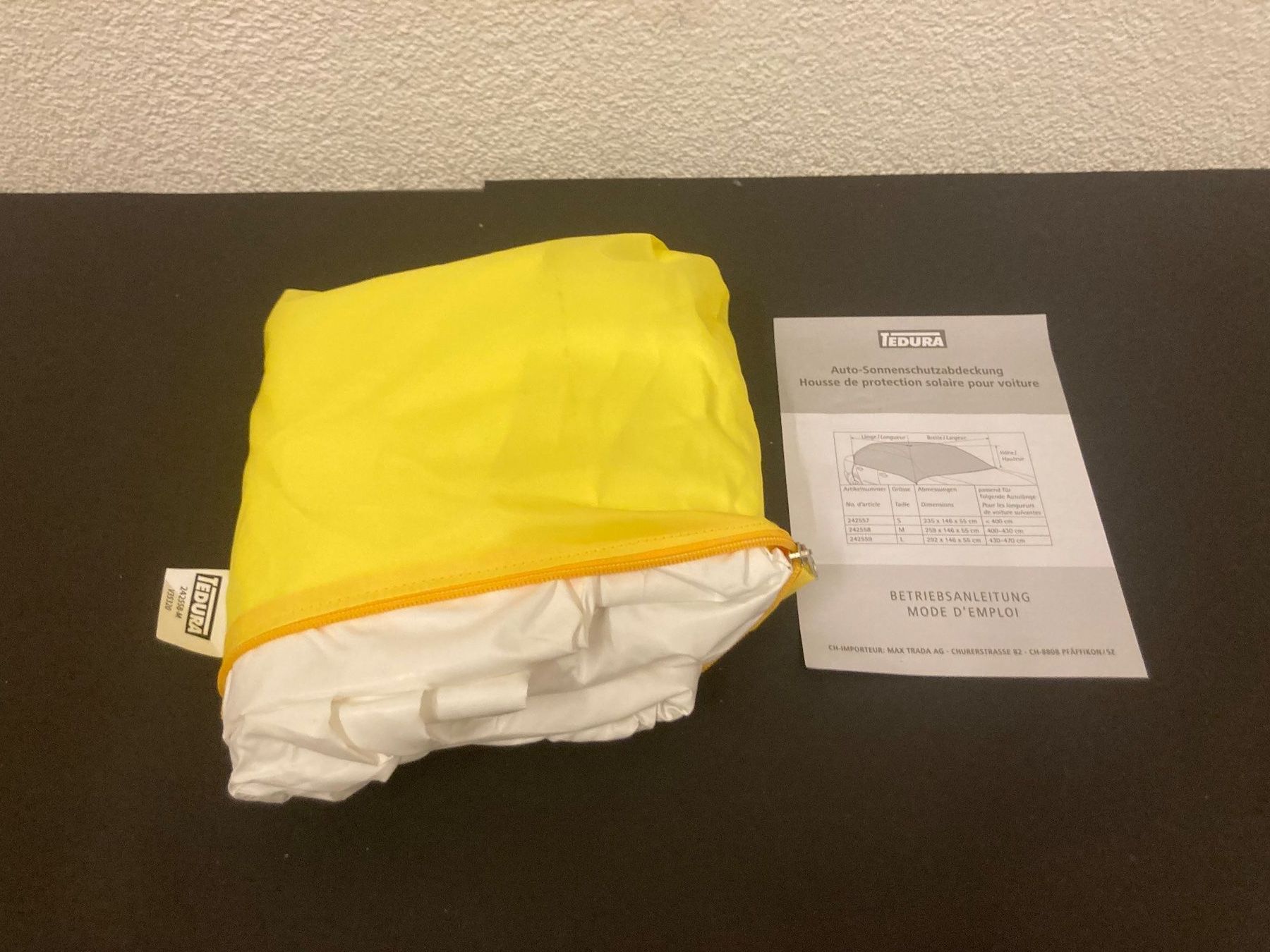 Coperture: Auto Sonnenschutzabdeckung Tedura, M – Nuovo e nell'imballaggio originale da Neuenhof venduto da jorogo