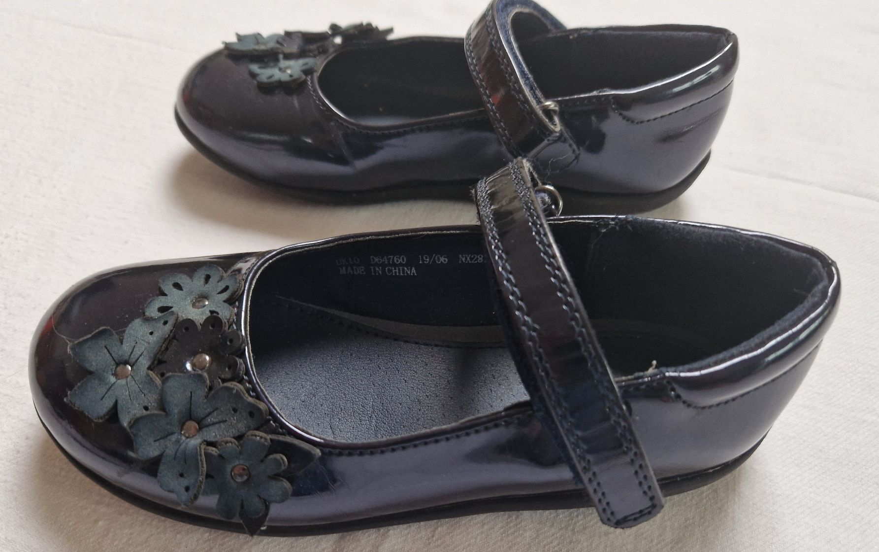 Next Schuhe für Mädchen: Next, elegante Mädchenschuhe – Gebraucht aus Muri b. Bern von rol_xtf8