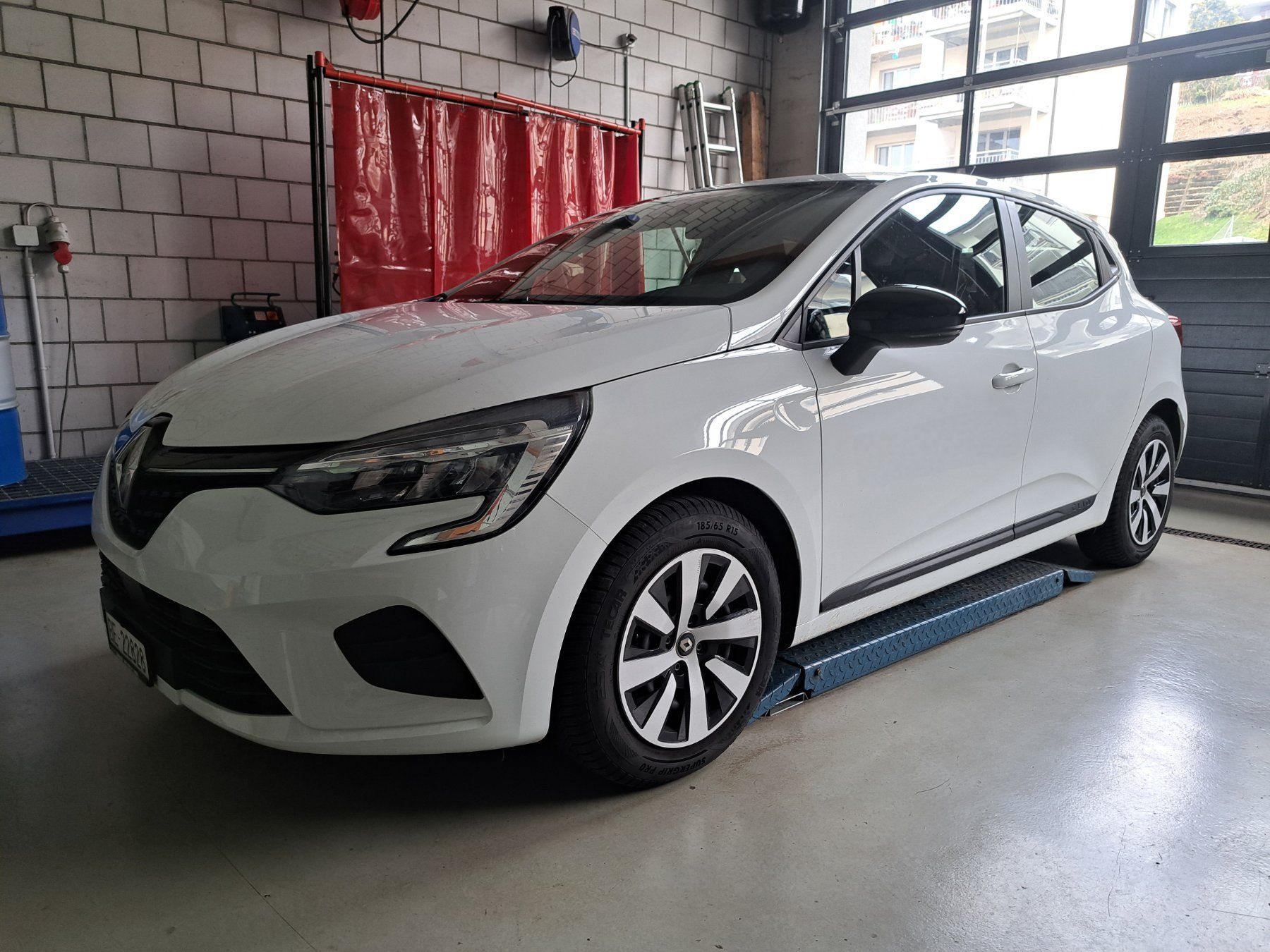 Renault Automobili: Renault Clio 1,0 Equilibre – Usato da Utzenstorf venduto da wuuzservice 4