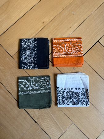 4 Foulards wie Glarner Tüechli mit Paisley Muster