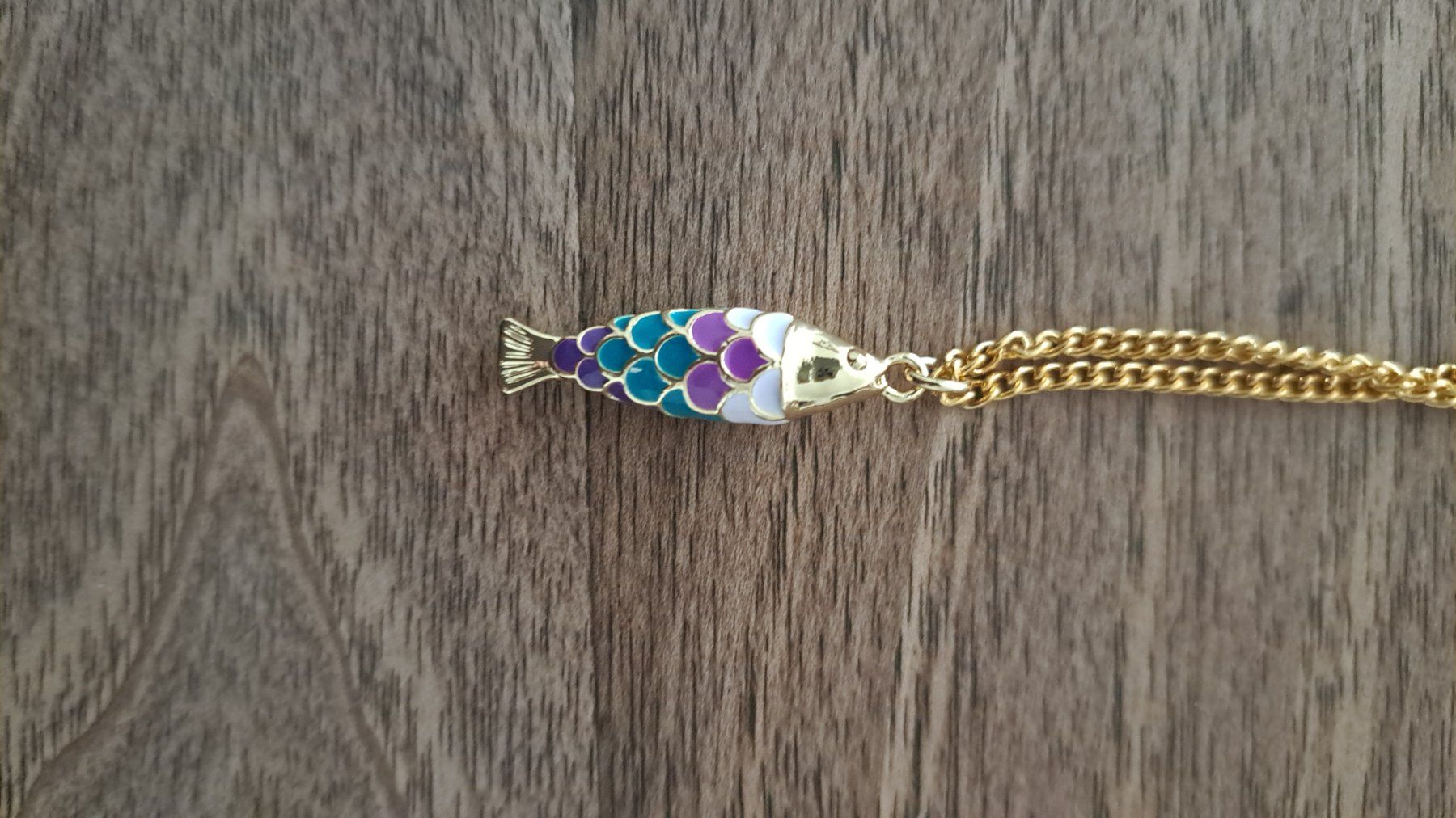 Anhänger: pendentif poisson avec chaîne dorée 10 microns – Neu (gemäss Beschreibung) aus Chêne-Bourg von n4r_7kyb