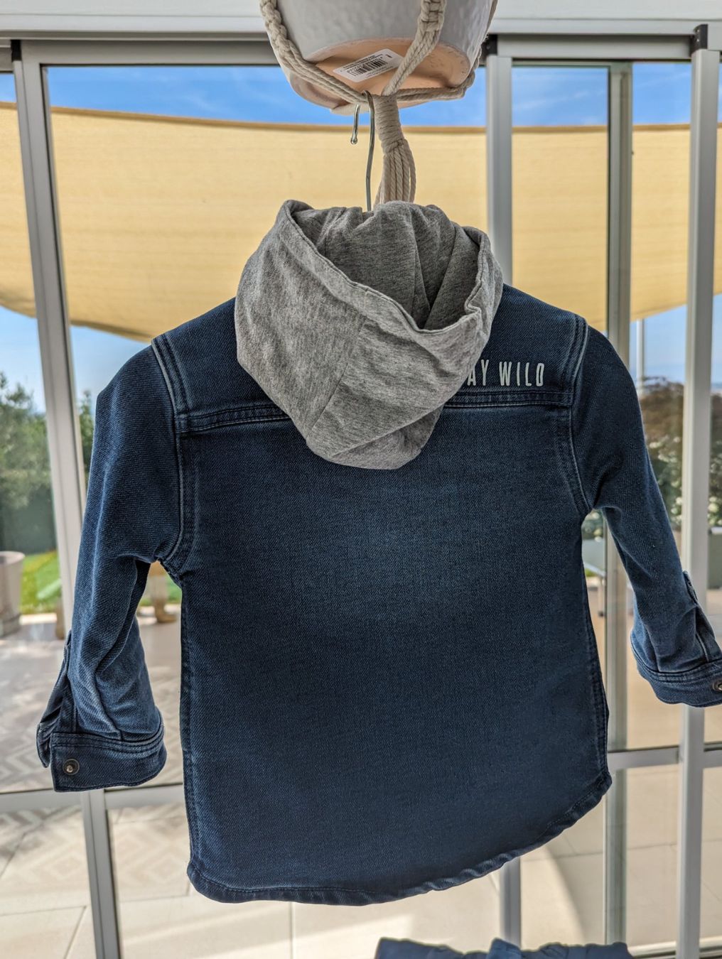 Camicie, Top & T-shirt: Jeans Hemd, Kinder – Usato da Ueberstorf venduto da vil_qmy8 1