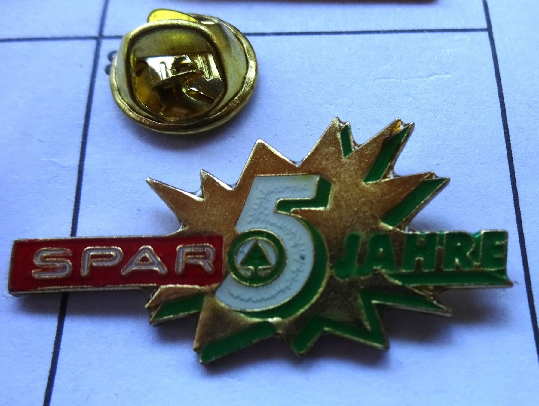 Placchette & Badge: Pin SPAR  Tanne 5 Jahre – Usato da Utzenstorf venduto da BUtter81
