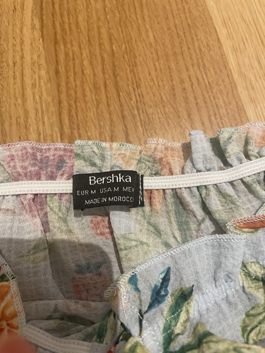 Bershka Top: Bershka Top M blau – Usato da uster venduto da 2017c 2