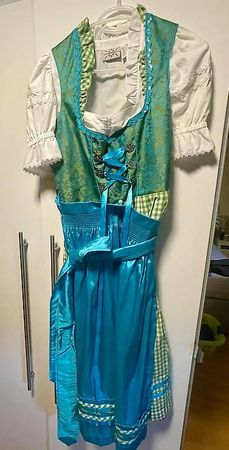 Dirndl Grösse 36