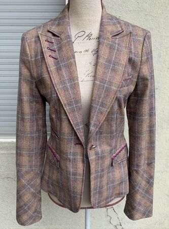 Splendide blaser à carreaux OUÌ 42%laine détails roses t.34