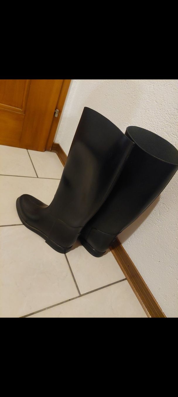 Decathlon Scarpe da uomo: Reitstiefel grösse 44 – Usato da schnottwil venduto da Suter2030 2