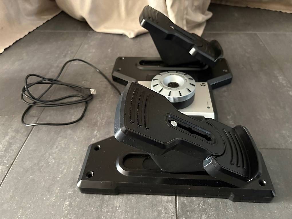 Saitek Controller: Logitech G Saitek Pro Flight Rudder Pedals – Usato da Wetzikon ZH venduto da mar_d5sy 1