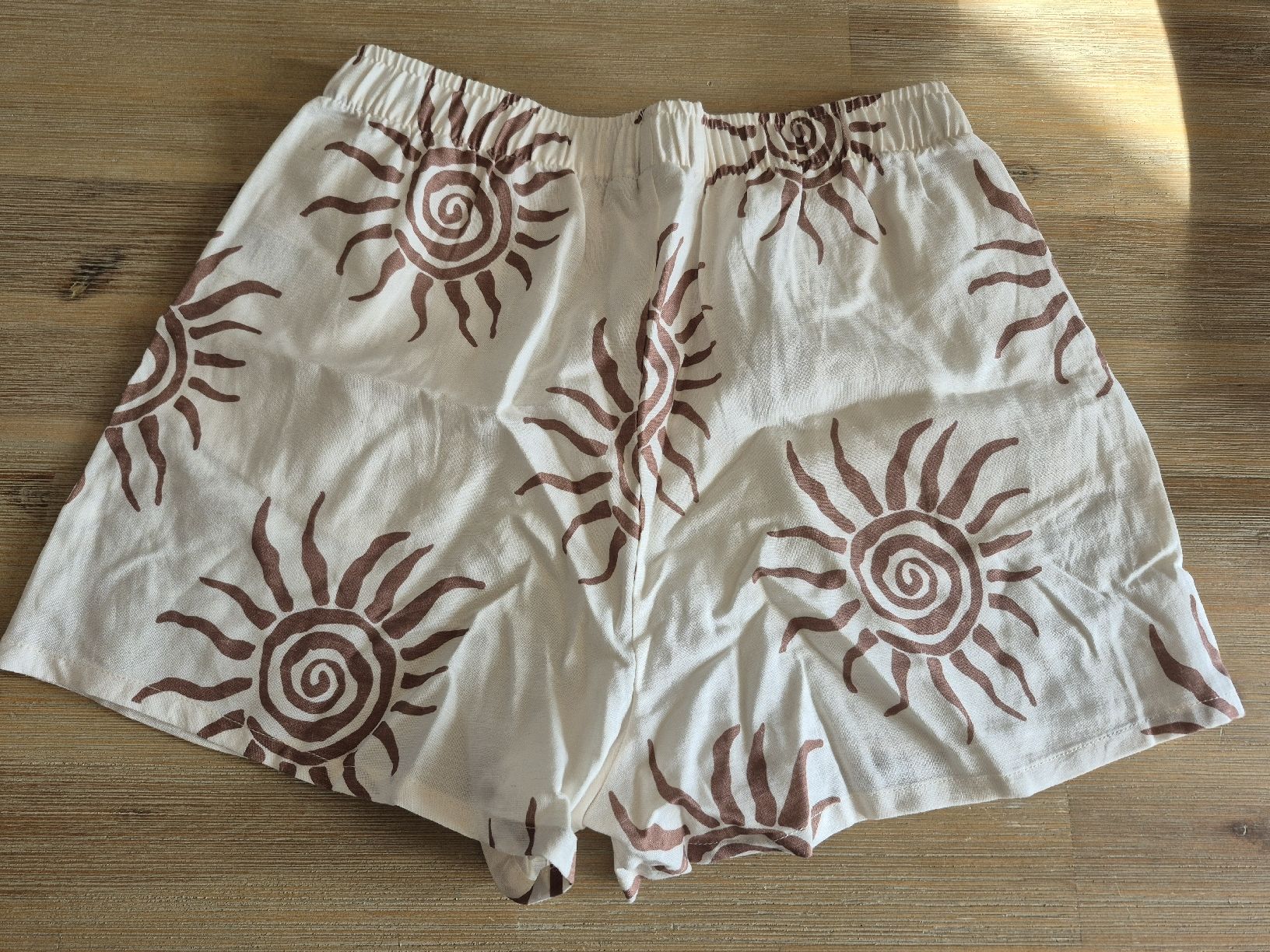 Pantaloni: Damen Shorts – Usato da Gerlafingen venduto da nila44 1