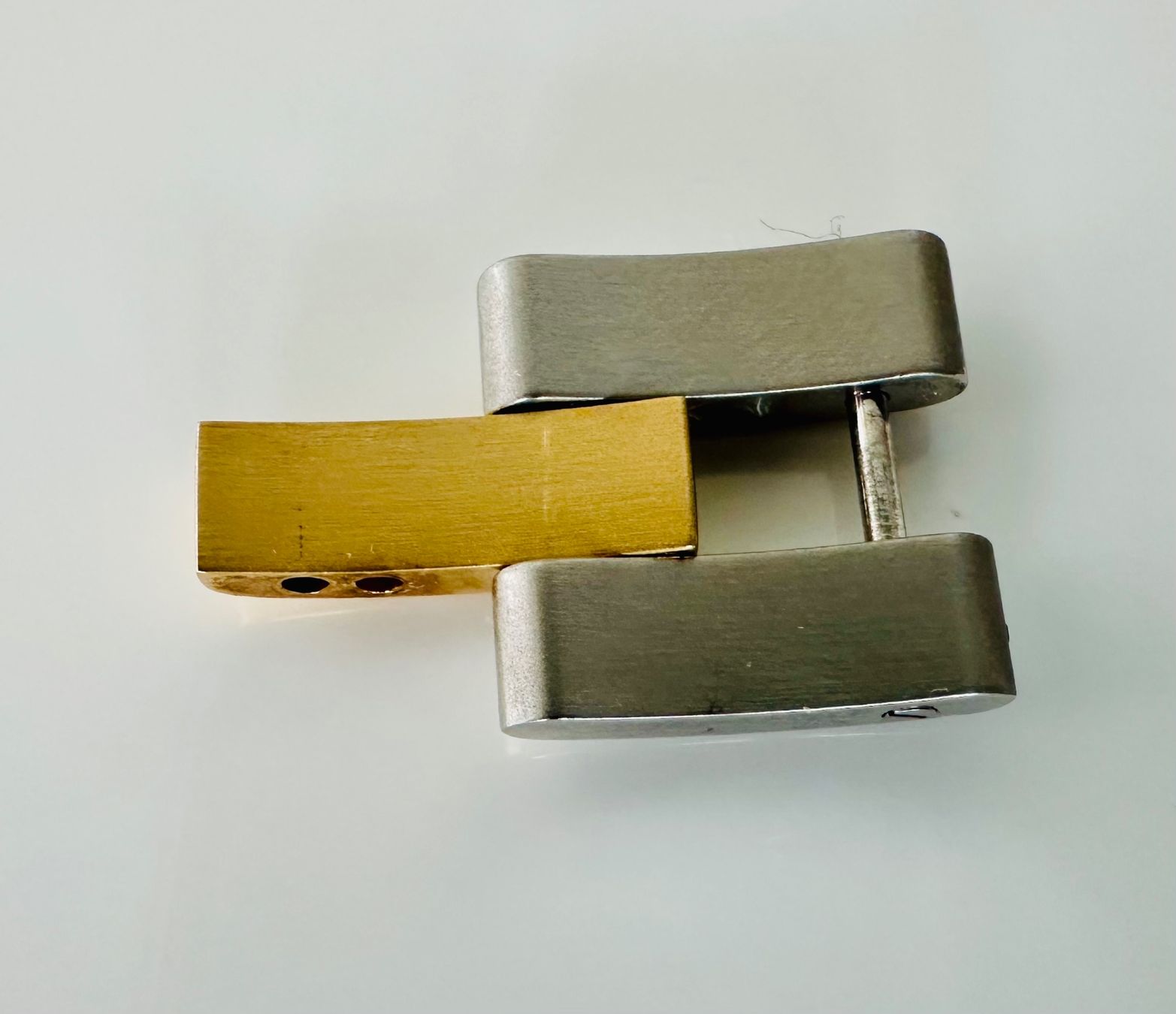 Baume & Mercier Orologi: BAUME & MERCIER LINEA  - MAILLON BICOLORE 14 mm – Nuovo (secondo la descrizione) da Conthey venduto da advisia 7