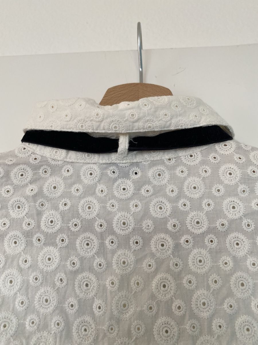 New Look Top: New Look Spitzenbluse Weiss Gr. 38 mit schwarzer Samtschleif – Nuovo (secondo la descrizione) da Zürich venduto da oci_qh9f 6