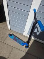 Stunt Scooter blau schwarz gebraucht in gutem Zustand