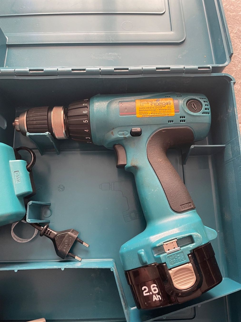 Makita Trapani: Makita 6337DWDE Akkuschrauber – Usato da Brunegg venduto da dav_vhz9 1