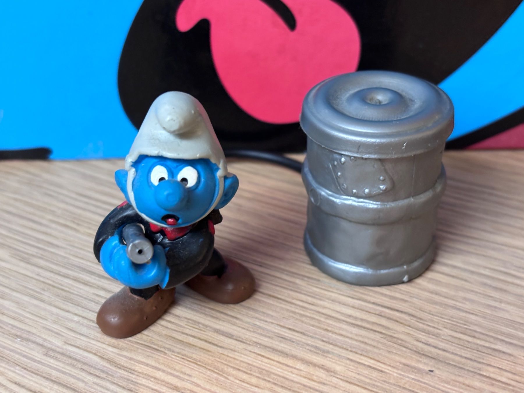 Schleich Figuren: Feuerwehr / Feuerwehrmann Schlumpf – Gebraucht aus Lyss von Duckszone