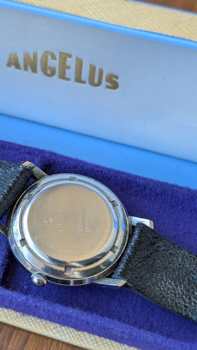 Angelus Uhren: Armbanduhr Angelus Datographe Automatic gebraucht – Gebraucht aus Kreuzlingen von dad_9x7b 2
