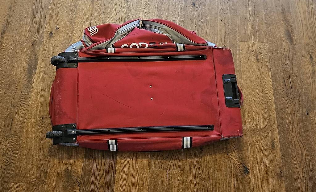 Taschen: Hockeytasche Sher-Wood Code IV – Gebraucht aus Chur von mchrist 2
