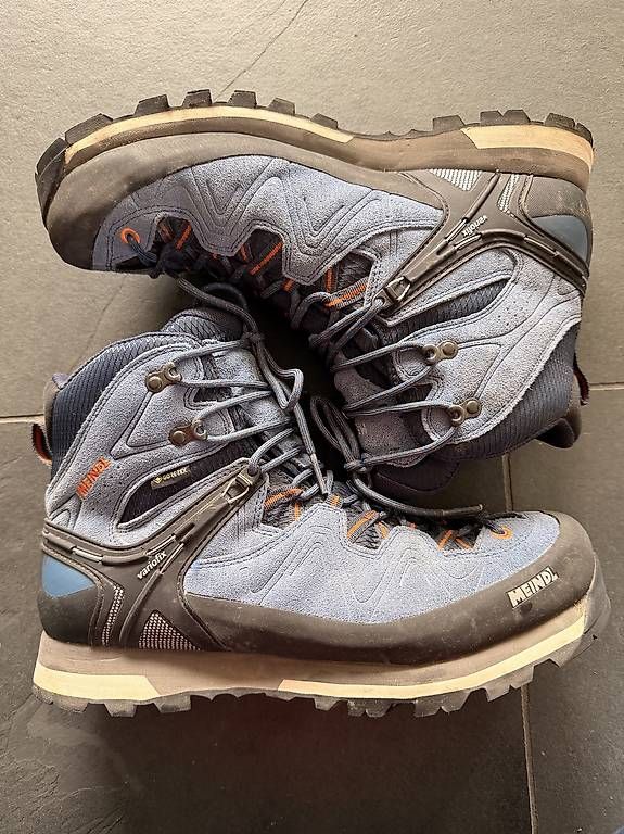 Meindl Scarpe da uomo: Meindl Tonale GTX Herren Wanderschuh Gr. 43 – Usato da Forch venduto da Holgetobler 1