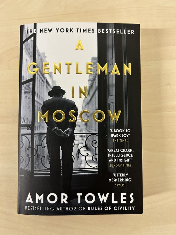 LIVRE - BOOK « A Gentleman in Moscow - Amor Towles (Neu (gemäss ...