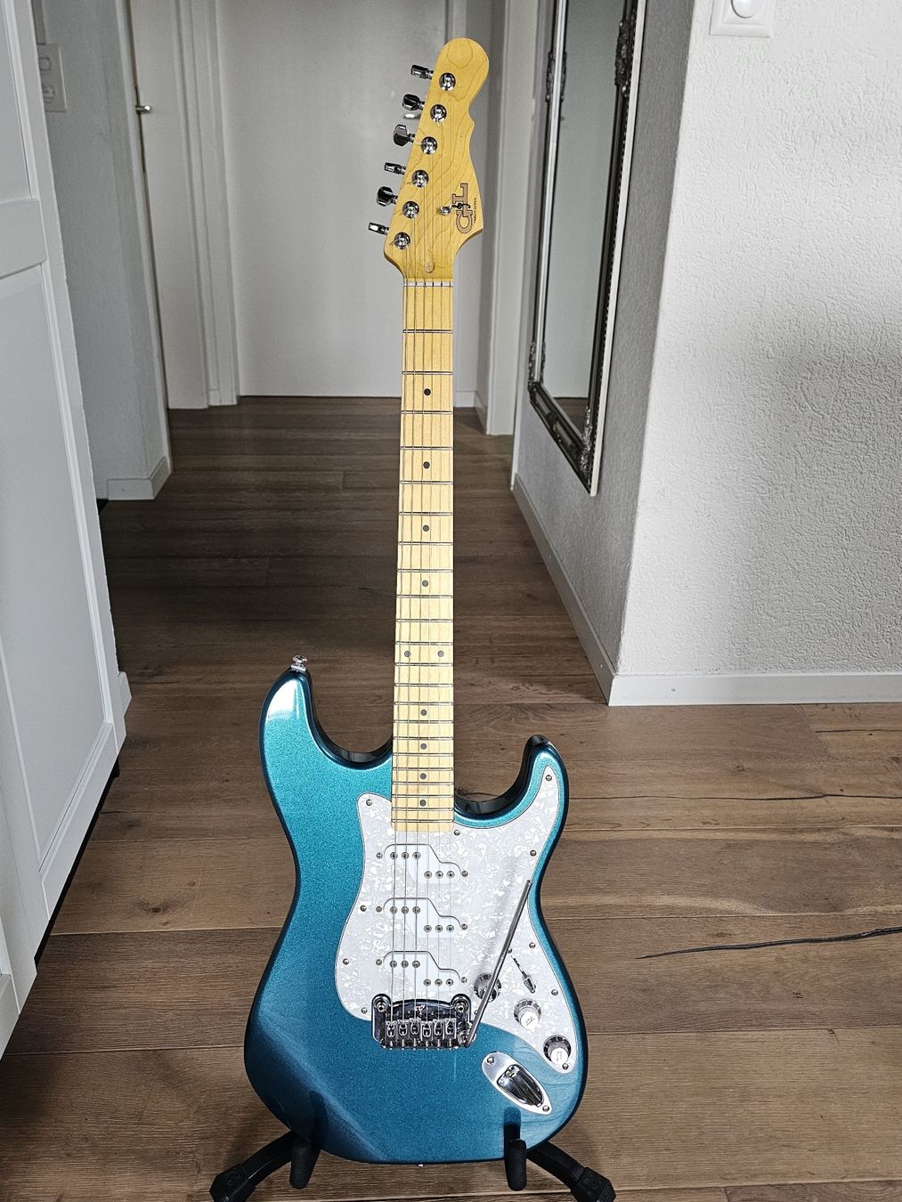 Strumenti musicali: G&L Comanche Tribute Stratocaster E-Gitarre – Usato da Wagen venduto da Smh