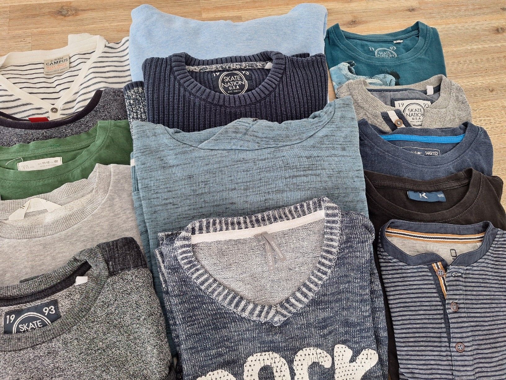 Lotti & Set di vestiti: Kleiderpaket 146/152 - Jungs – Usato da Horw venduto da Karibea 1