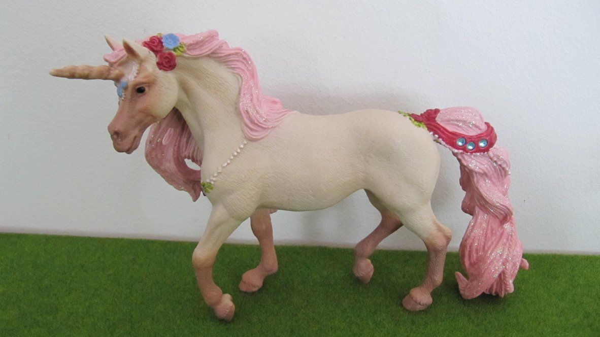 Schleich Spielzeuge: Schleich Bayala Schmuck-Einhörner – Gebraucht aus Brunnen von Kiwiland1 1