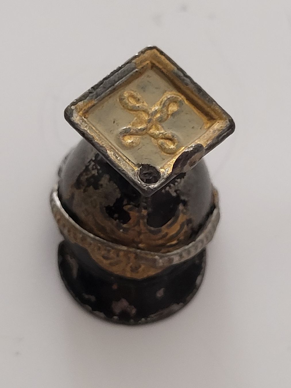 Abbigliamento & accessori d'epoca: antiker miniatur Helm Militär – Usato da nunningen venduto da mic_88k2 1