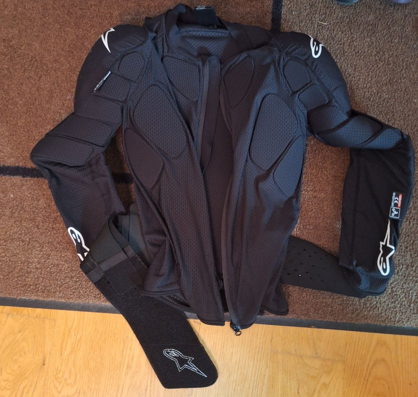 Protezioni & Imbottiture: Protektorenjacke – Usato da Pfäffikon ZH venduto da luc_v82w 2