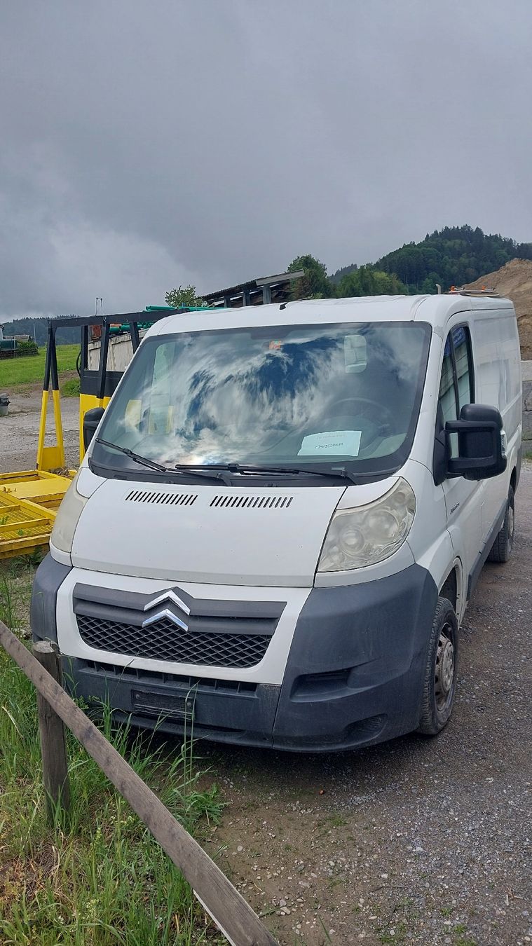 Citroën Veicoli commerciali: Citroen Jumper 2.2 HDI 2009 – Usato da Herisau venduto da MTribute