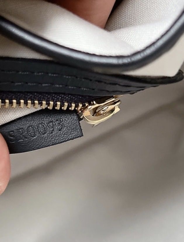 Louis Vuitton Taschen für Damen: Louis Vuitton Lucille GM Mini Lin Monogram Tote – Gebraucht aus Sarnen von Kitty2019 2