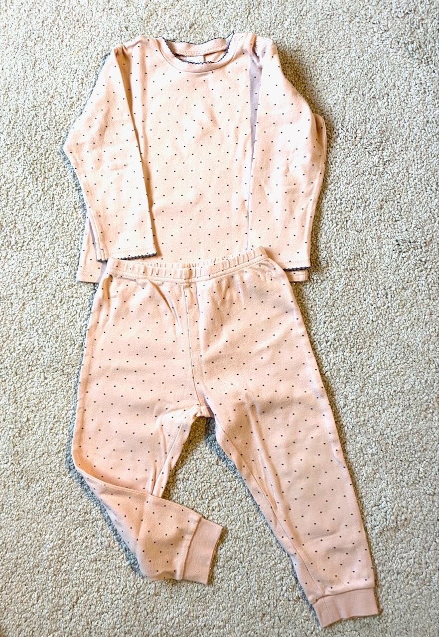 Migros Pigiama & Simili: Süsser Mädchen Pyjama, Grösse 98, Smile – Usato da Uster venduto da ros_pym8
