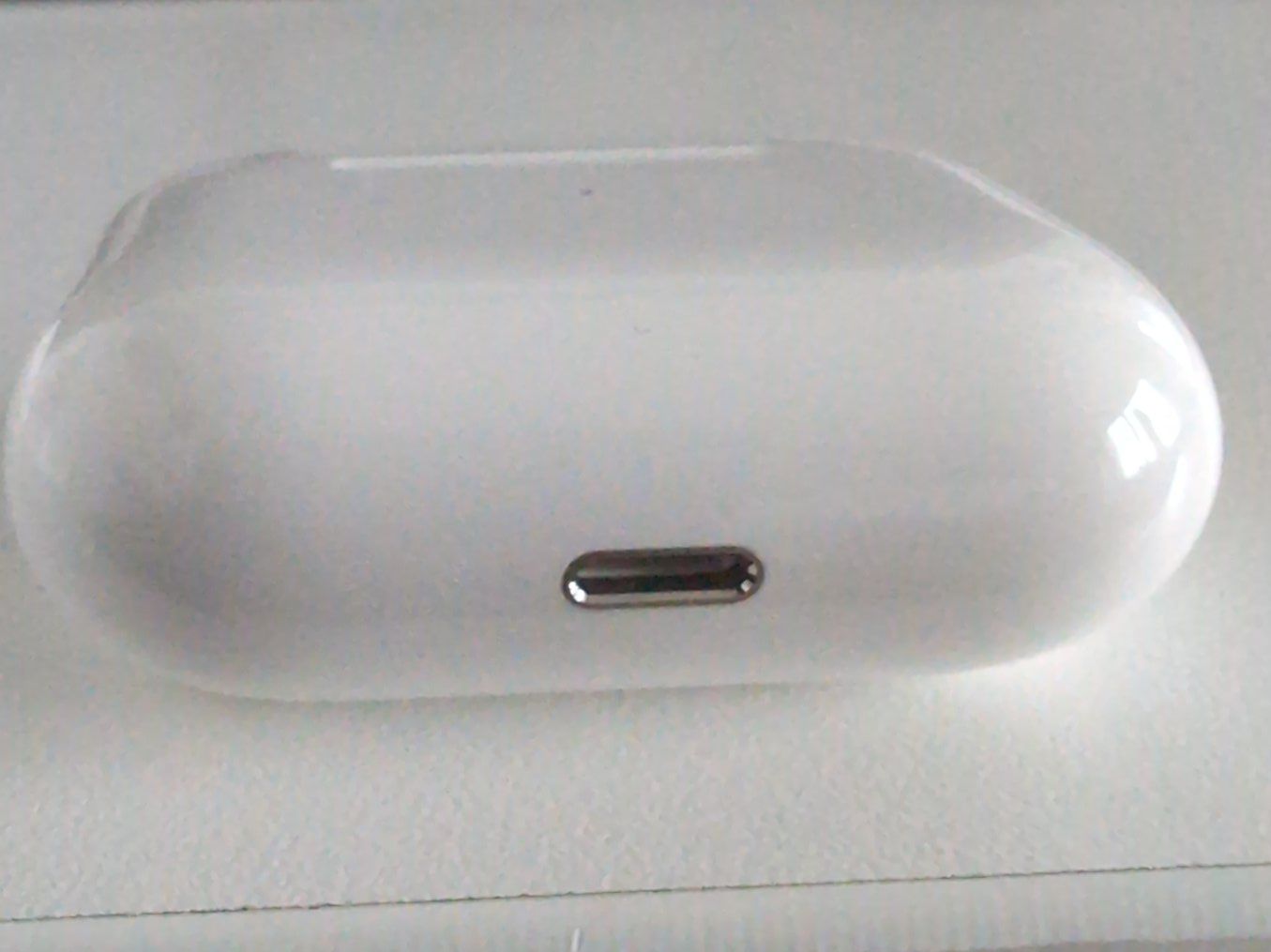 Apple Caricabatterie: Charging Case Apple AirPods Pro 1 – Usato da Fällanden venduto da Fairamay 2