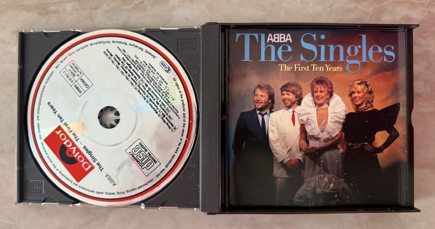 CDs: ABBA - The Singles - The First Ten Years – Gebraucht aus Liestal von  2