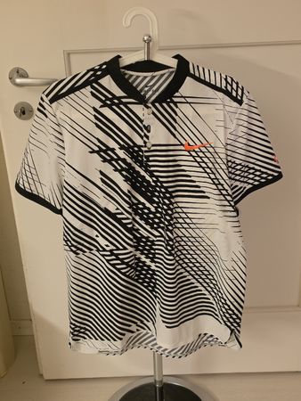 Nike Dri-FIT Sportshirt weiss schwarz fabrikneu